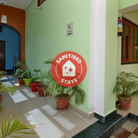 Oyo 4409 Hotel Chaitanya Inn Varanasi Luaran gambar