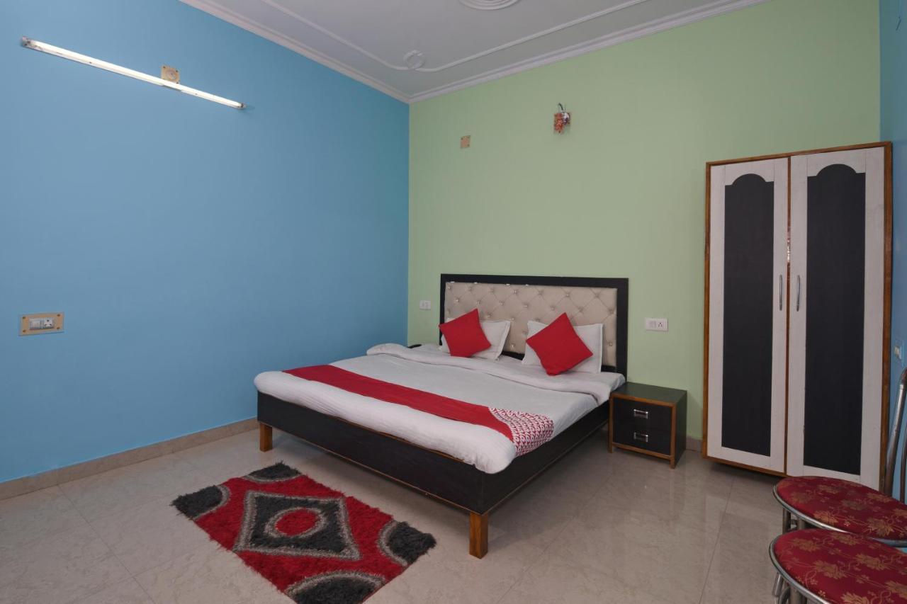 Oyo 4409 Hotel Chaitanya Inn Varanasi Luaran gambar
