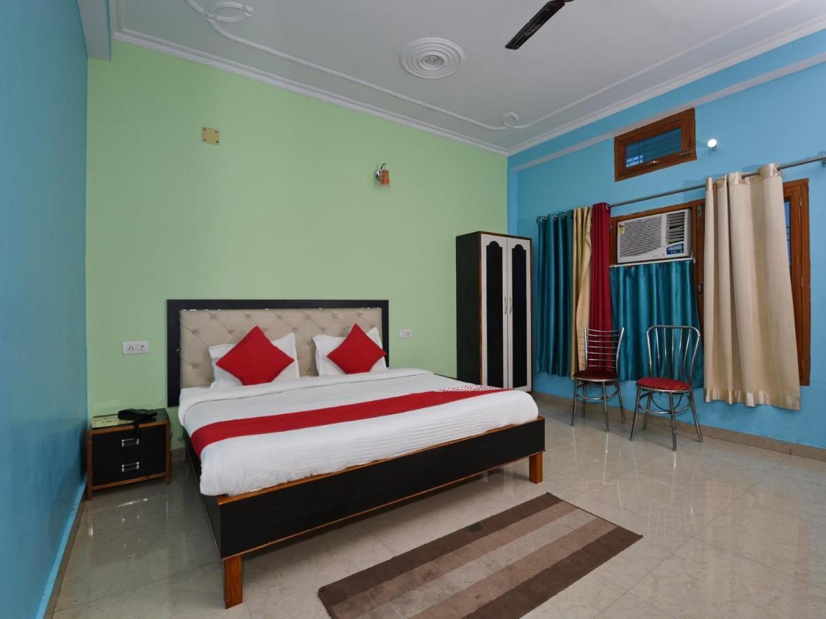 Oyo 4409 Hotel Chaitanya Inn Varanasi Luaran gambar
