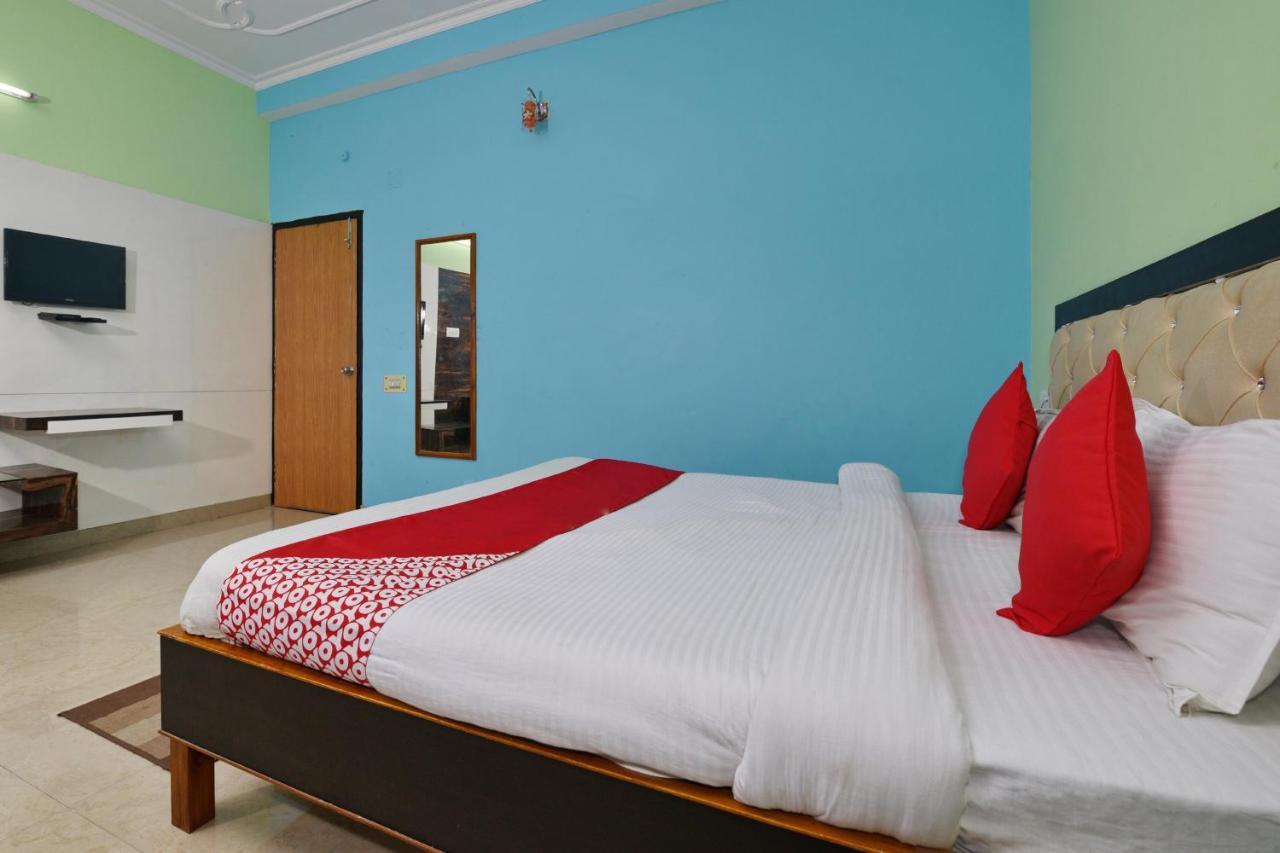 Oyo 4409 Hotel Chaitanya Inn Varanasi Luaran gambar