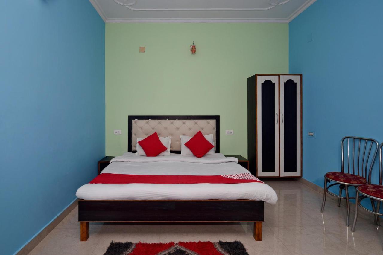 Oyo 4409 Hotel Chaitanya Inn Varanasi Luaran gambar