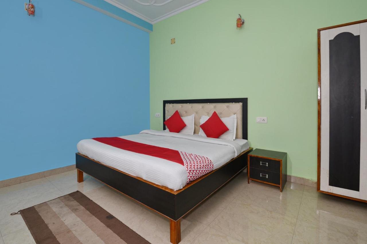 Oyo 4409 Hotel Chaitanya Inn Varanasi Luaran gambar