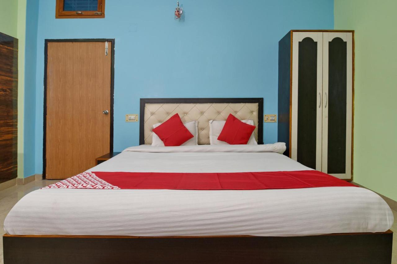 Oyo 4409 Hotel Chaitanya Inn Varanasi Luaran gambar